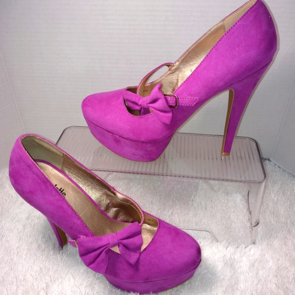 Magenta Colored Charlotte Russe platform bow detail faux suede.